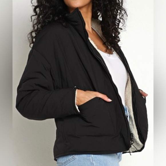 NWT Z SUPPLY ZS On The Go Reversible Jacket Black Quilted & Ivory Teddy Size XS - Picture 3 of 15